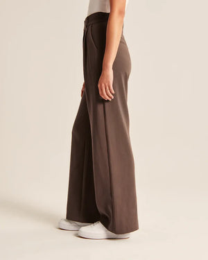 THE EFFORTLESS TAILORED WIDE LEG PANTS